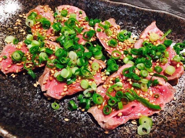 焼き鳥 もつ焼き 青山 - サブ画像3