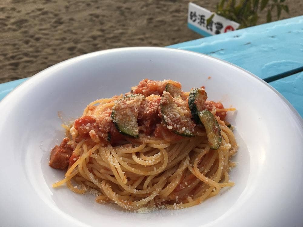 ビーチカフェ 砂浜食堂
