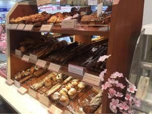 阪急ベーカリー イオンモール香椎浜店