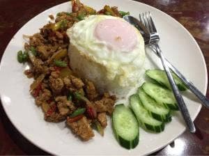 タイ風居酒屋 サバイサバイ
