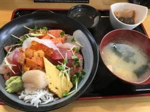 海鮮処 市場食堂