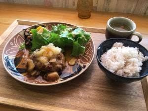どんぐり畑 Cafe & Goods