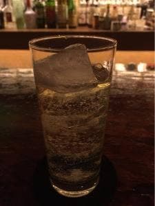 BAR JADE