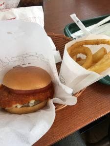 モスバーガー 古河旭町店
