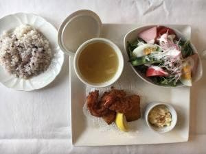 アンチエイジング ダイニング サンタクルス