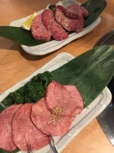 沈黙の焼肉