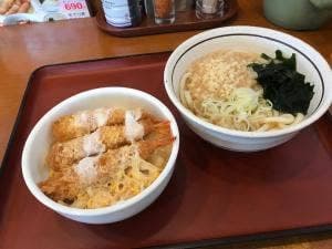 山田うどん 明和町店