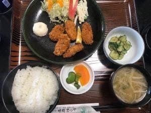 まつや食堂