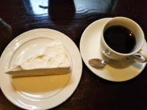 角の茶食館プリンス