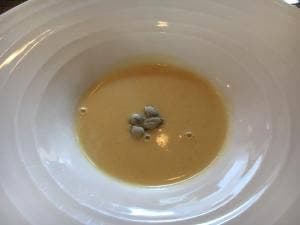 ワインのある食卓