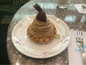 メザニンラウンジ すずかけ ホテルメトロポリタン