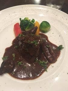 イタリア料理 トラットリア ア・ターヴォラ