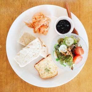 CAFE MEDERU