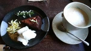 ふりこ茶房