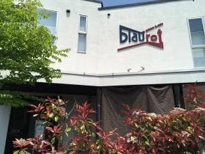 gallery&cafe blaurot