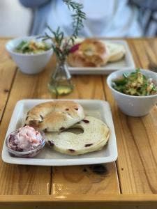 ベーグル&カフェ ロール