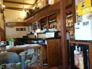 meux’s Bar