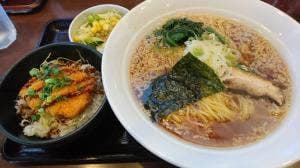 中国麺飯店 ワンフー 入善店