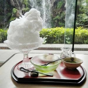 レストラン・ラウンジ 扇滝