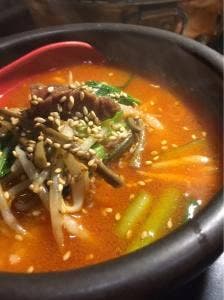 炭火焼肉居酒屋 しん吉や