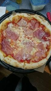 粉食や しろ