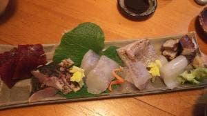 きざかな かくみ