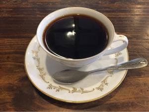 炭火焙煎珈琲専門店 珈琲の木は雨が好き