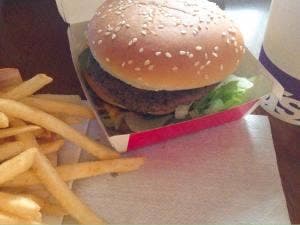 マクドナルド 鳩ケ谷駅前店