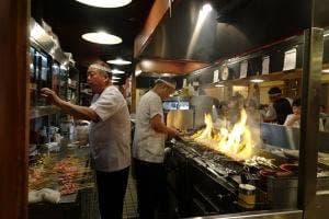 やきとりの名門 秋吉 松山三番町店