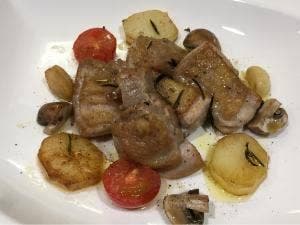 エトロワ食堂 Ami