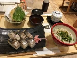 うどん懐石金両 イオンモール大和店