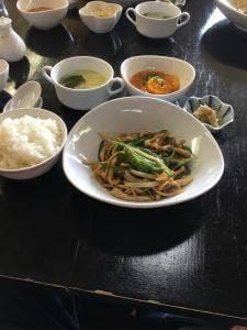中国菜楼東巴