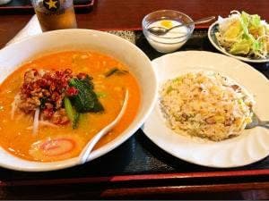 中華料理 川菜館