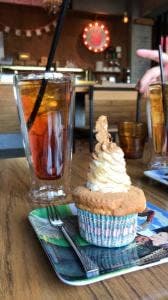 CUPS coffee & cupcakes