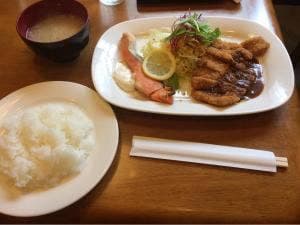 洋食屋 たぁげっと