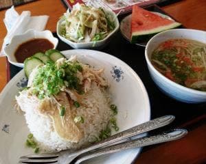 ユワデーのタイ料理