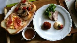 Wan cafe & shop