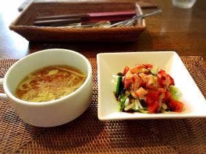 バリ カフェ&ダイニング api