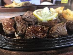 ステーキハウス ビッグハート 具志川本店