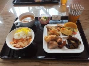 菜の花食堂 大阪工業大学梅田キャンパス