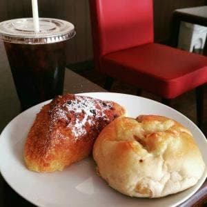 ベーカリーマーケット 倉吉駅前店