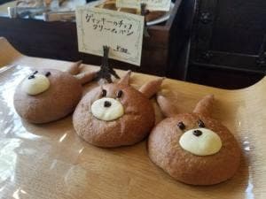 ヴィッキー ブレッド