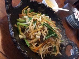 火焔山餃子房 塩田店