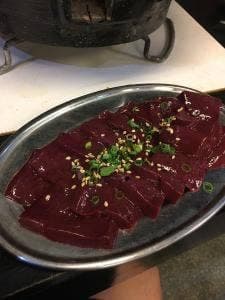 炭火ホルモン しげ