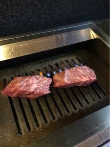 焼肉 末広