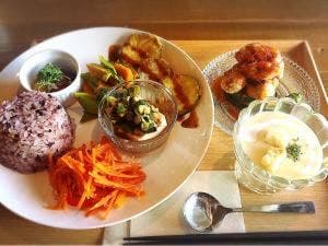 カフェ デザートムーン