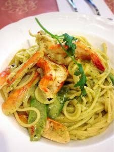 キャナリィ ロウ 諏訪湖畔店