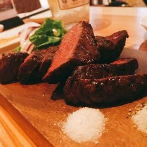 炭焼ごちそうバル ぴたり 心斎橋店
