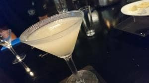 cafe&bar シェルター