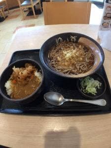 ゆで太郎 もつ次郎 八幡宿店